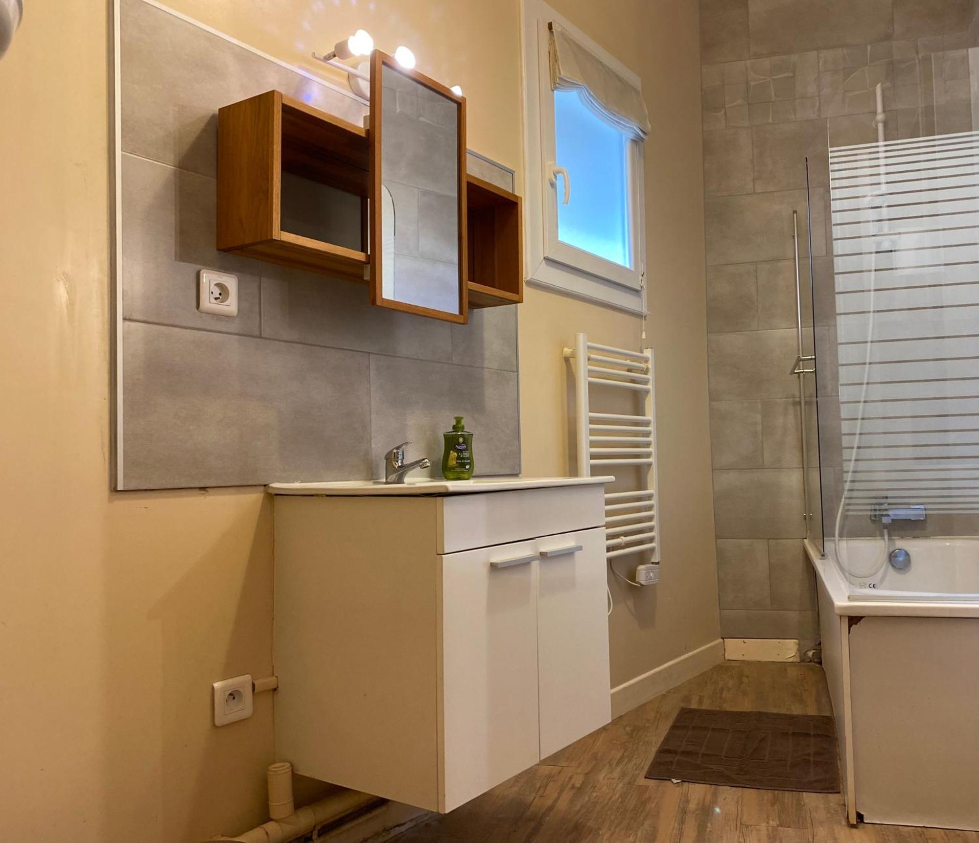 Appartement Coeur Centre Ville Noyon Ngoại thất bức ảnh